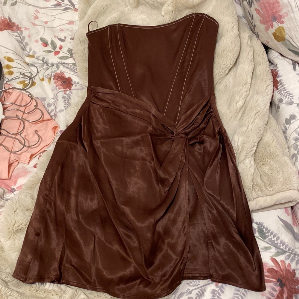 Brown strapless zara dress never worn